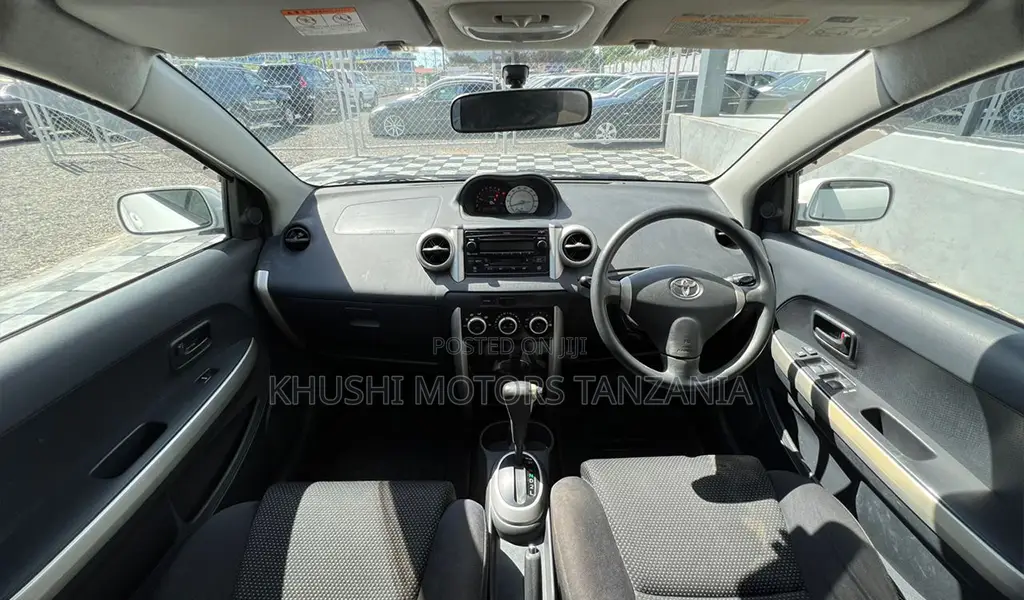 Toyota IST 2003 Pearl