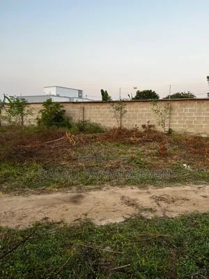 Eneo Lenye Ukubwa Wa SQMT 1877 Linauzwa Lipo Mbweni