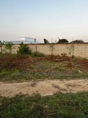 Eneo Lenye Ukubwa Wa SQMT 1877 Linauzwa Lipo Mbweni
