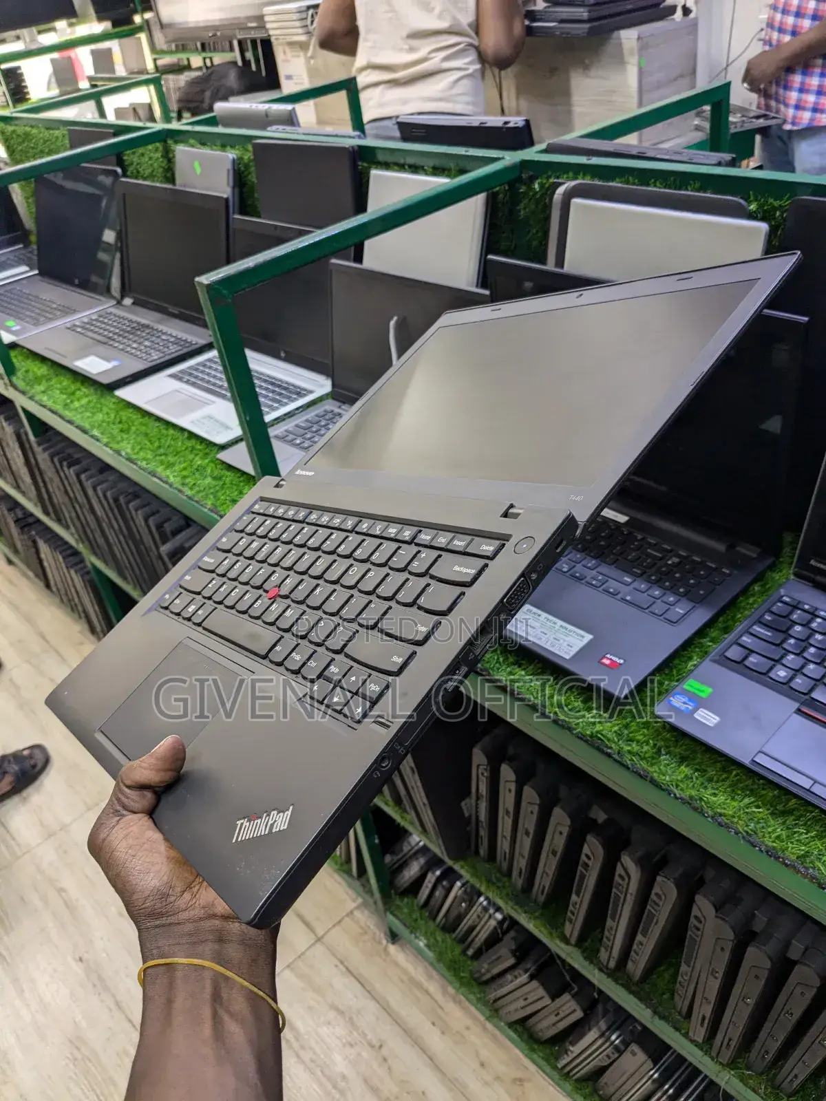 Laptop Lenovo ThinkPad T440 4GB Intel Core I3 HDD 32GB