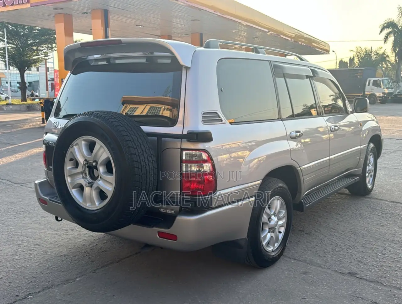 Toyota Land Cruiser 2003 Silver