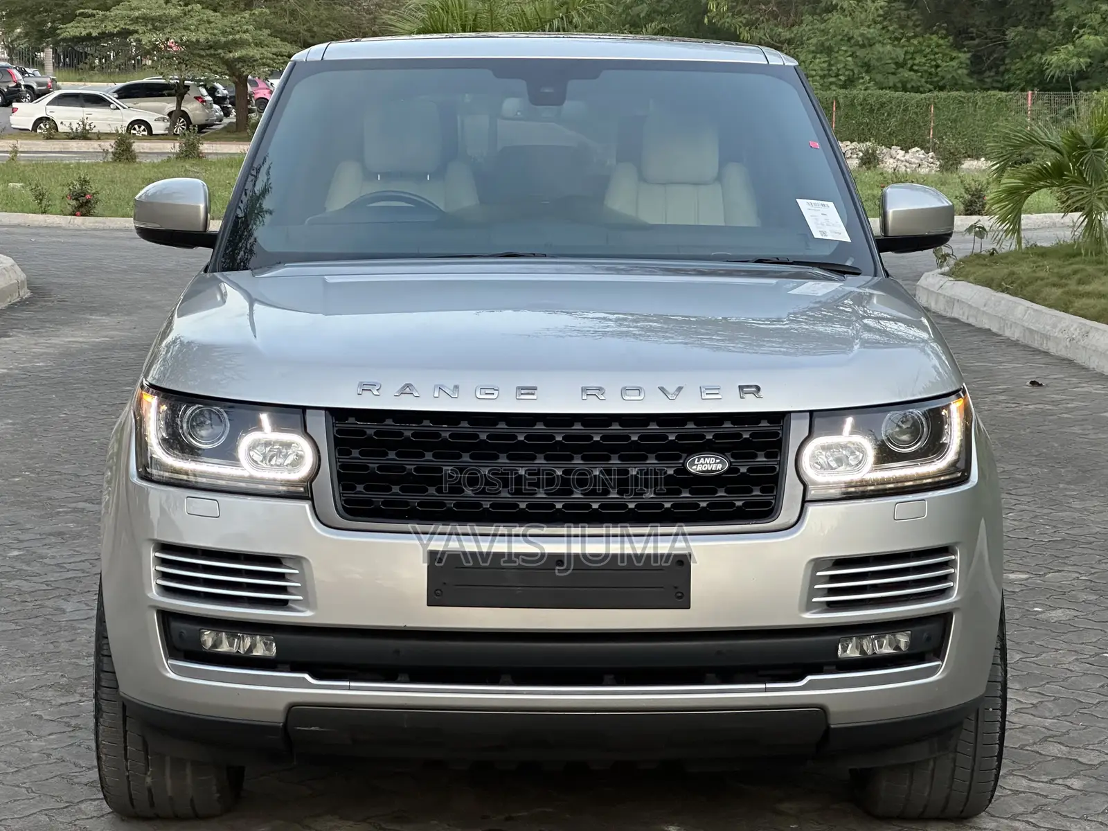 Land Rover Discovery 2015 Gold
