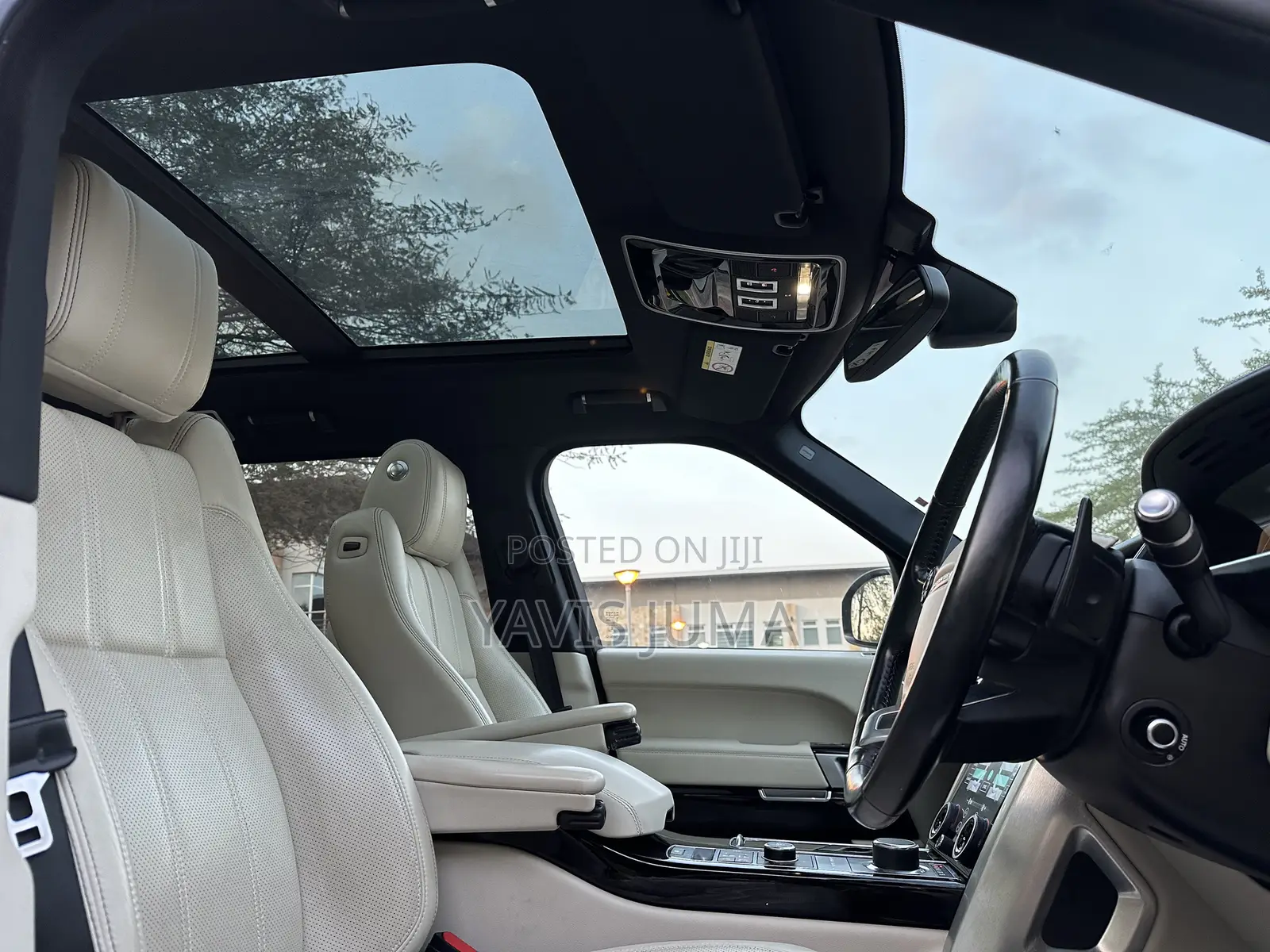 Land Rover Discovery 2015 Gold