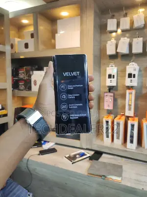 LG Velvet 128 GB