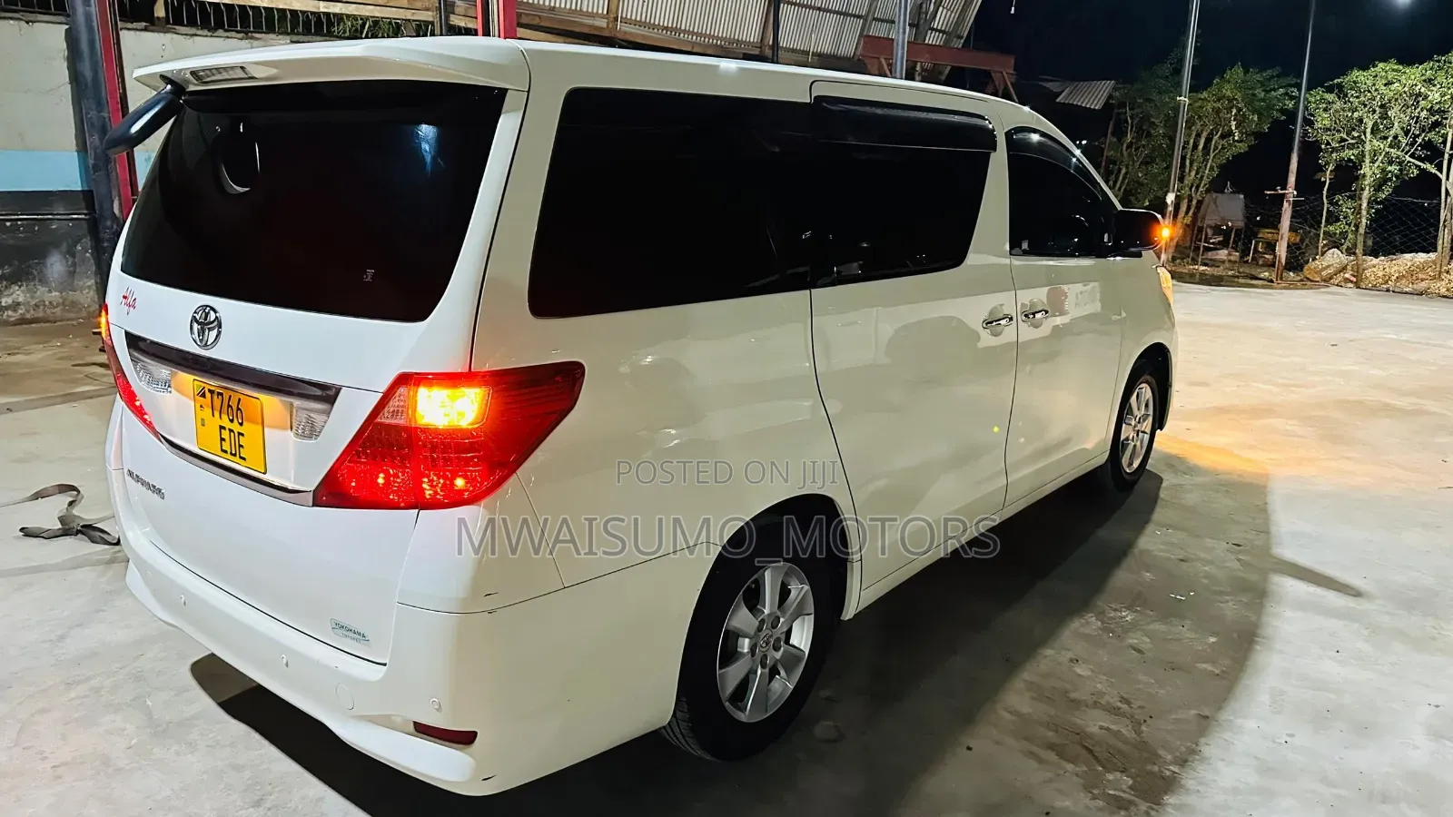 Toyota Alphard 2008 Off white