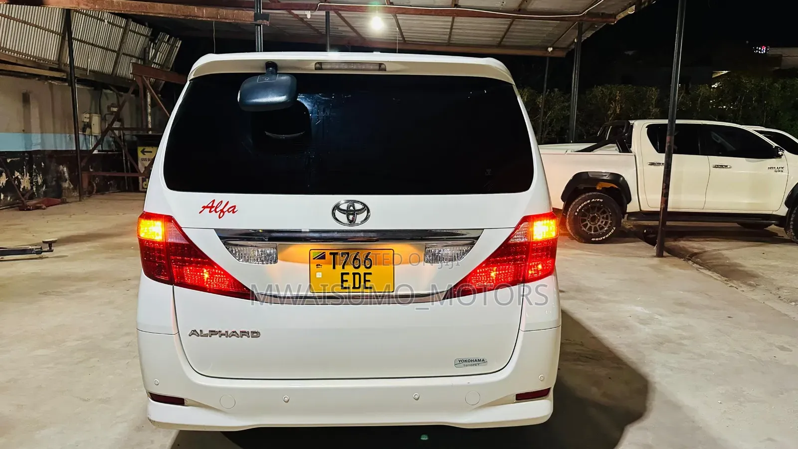 Toyota Alphard 2008 Off white
