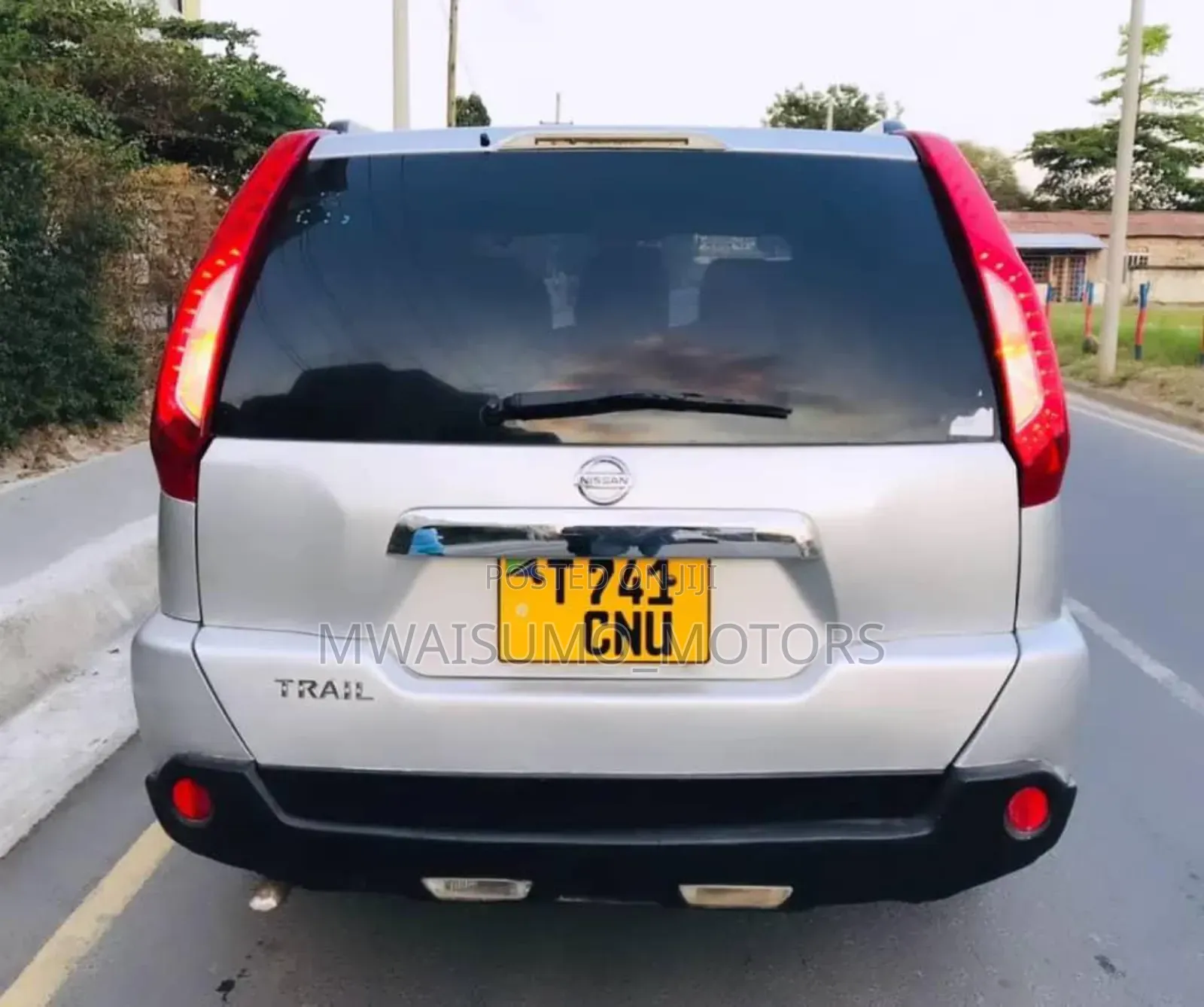 Nissan X-Trail 2010 Silver