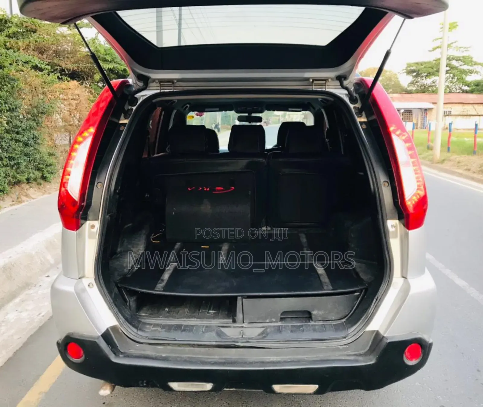 Nissan X-Trail 2010 Silver