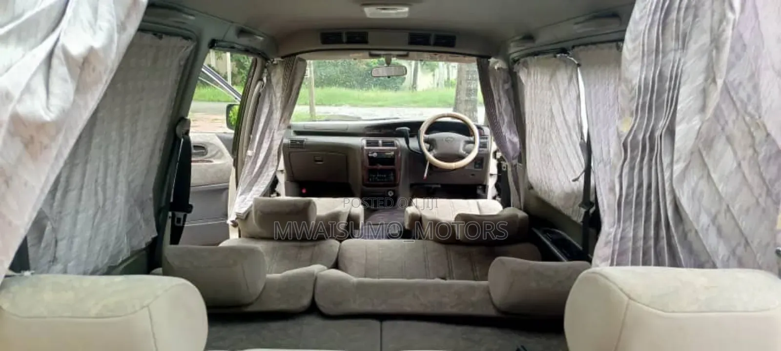 Toyota Noah 2001 Off white