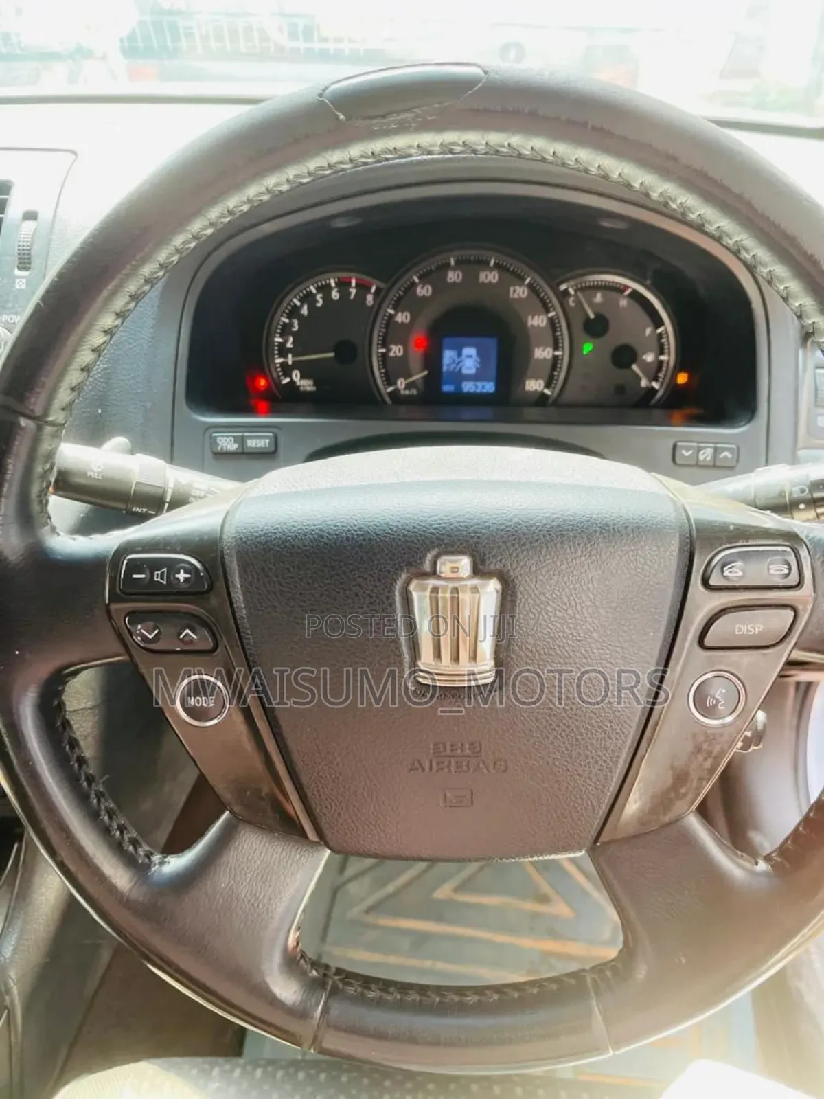 Toyota Crown 2011 Silver