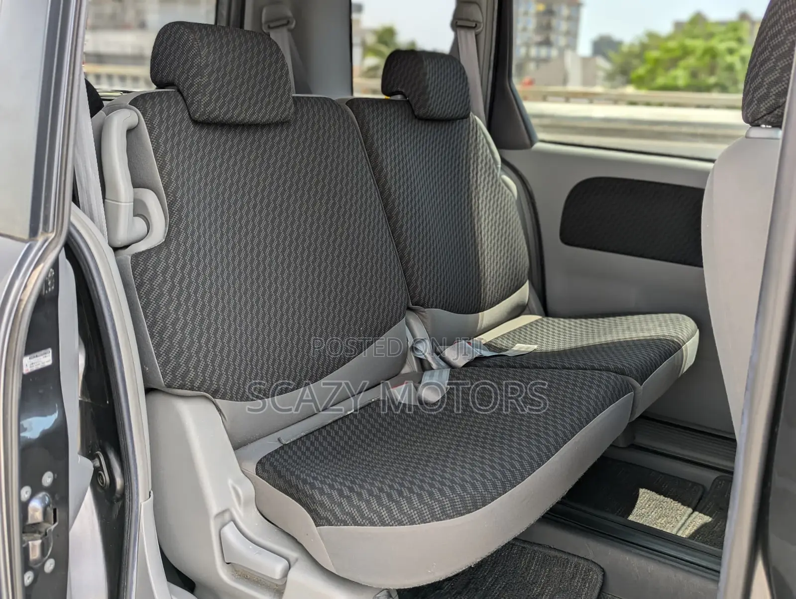 Toyota Sienta 2008 Gray