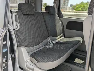 Toyota Sienta 2008 Gray