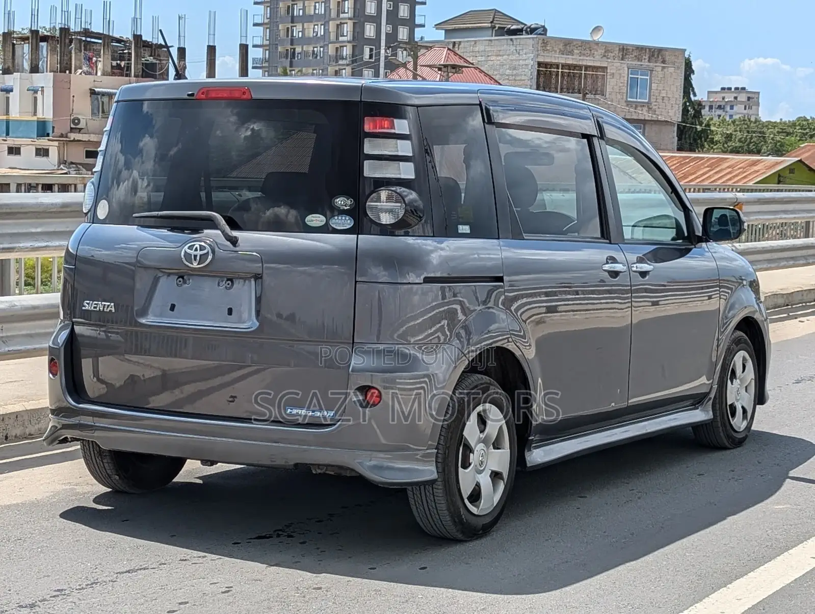 Toyota Sienta 2008 Gray