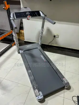 Oriente Treadmill