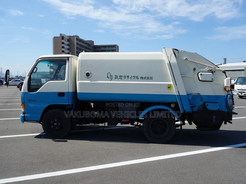 Isuzu Truck