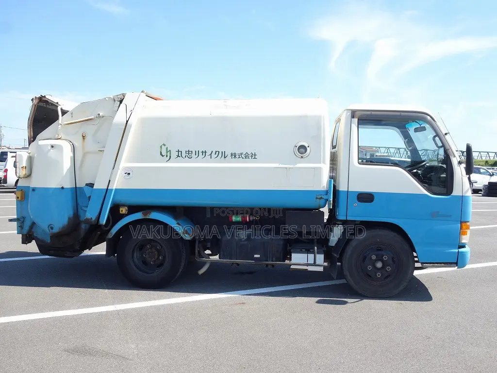 Isuzu Truck