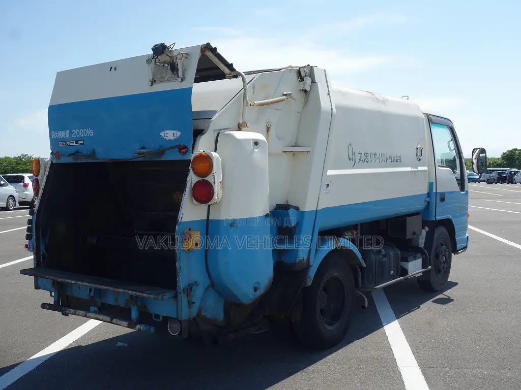 Isuzu Truck
