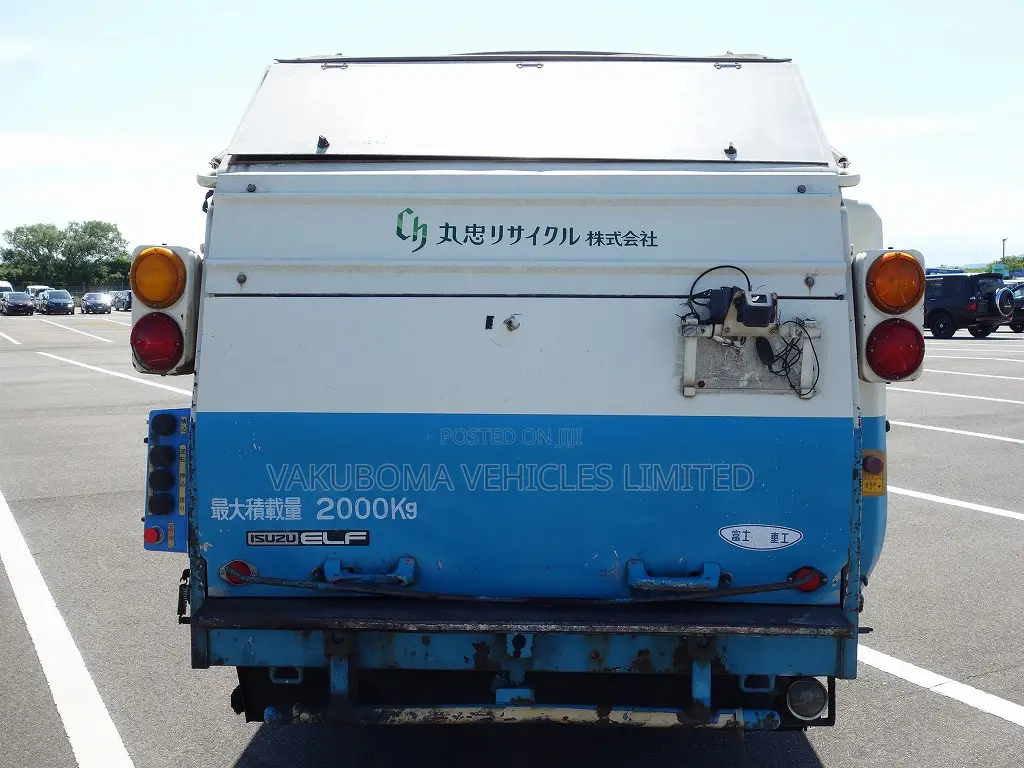 Isuzu Truck