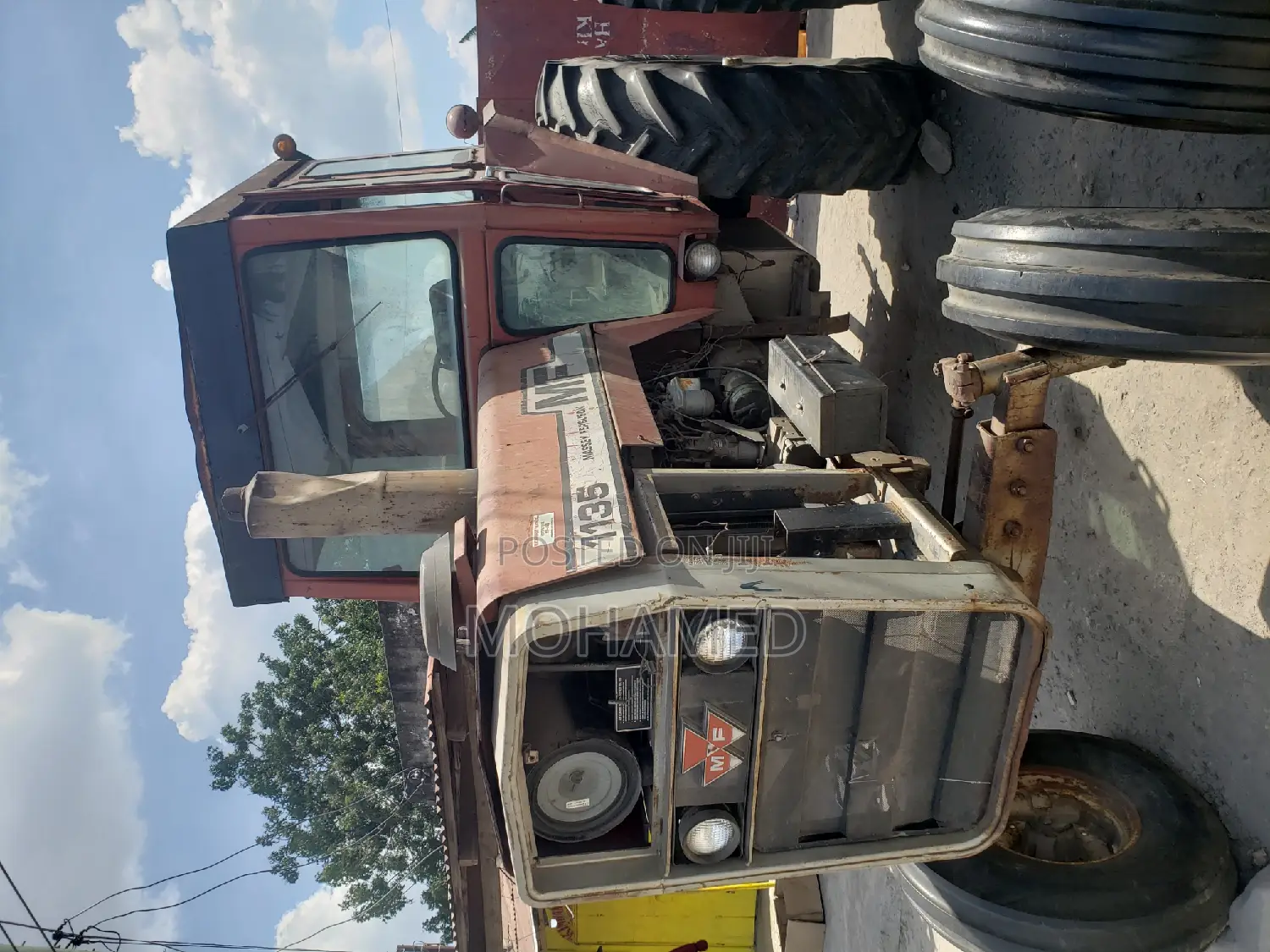 Massey Furgesson 1135 Tractor
