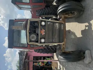 Massey Furgesson 1135 Tractor