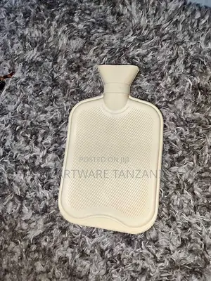 2L Warmer Pain Relief Rubber Hot, Cold Water Bottle Bag