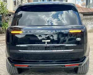 Land Rover Range Rover Vogue 2024 Black