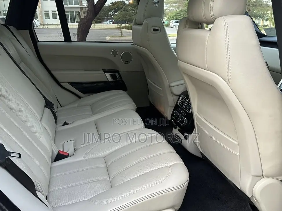 Land Rover Range Rover Vogue 2015 Silver