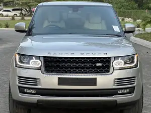 Land Rover Range Rover Vogue 2015 Silver
