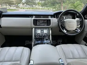 Land Rover Range Rover Vogue 2015 Silver
