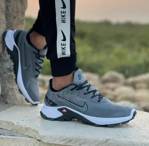 Mens Sneakers NIKE Original