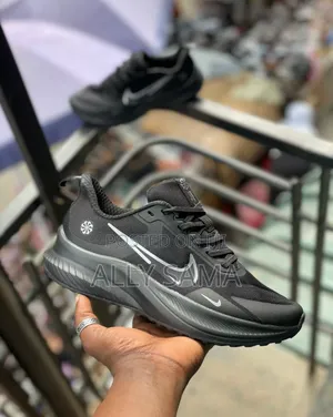 Mens Sneakers Nike Zoomx Original