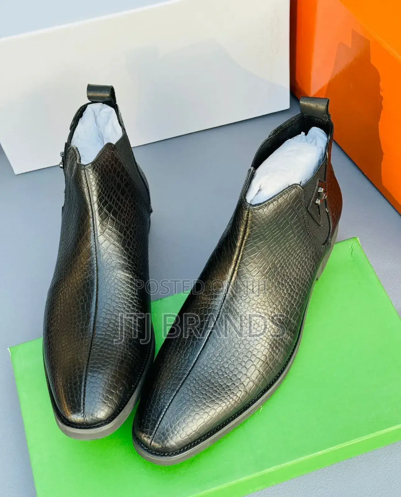New Fashion Travota