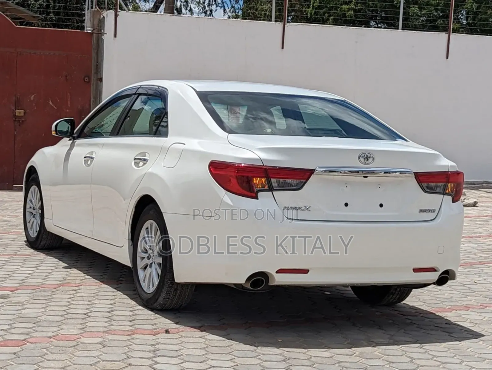 Toyota Mark X 2.5 AWD 2013 White