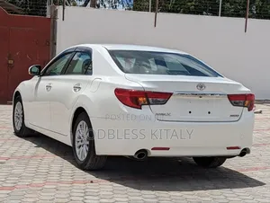 Toyota Mark X 2.5 AWD 2013 White