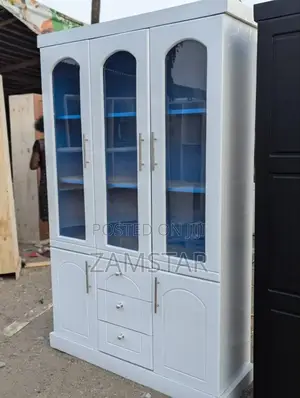 Kabati La Vyombo Milango Mitatu