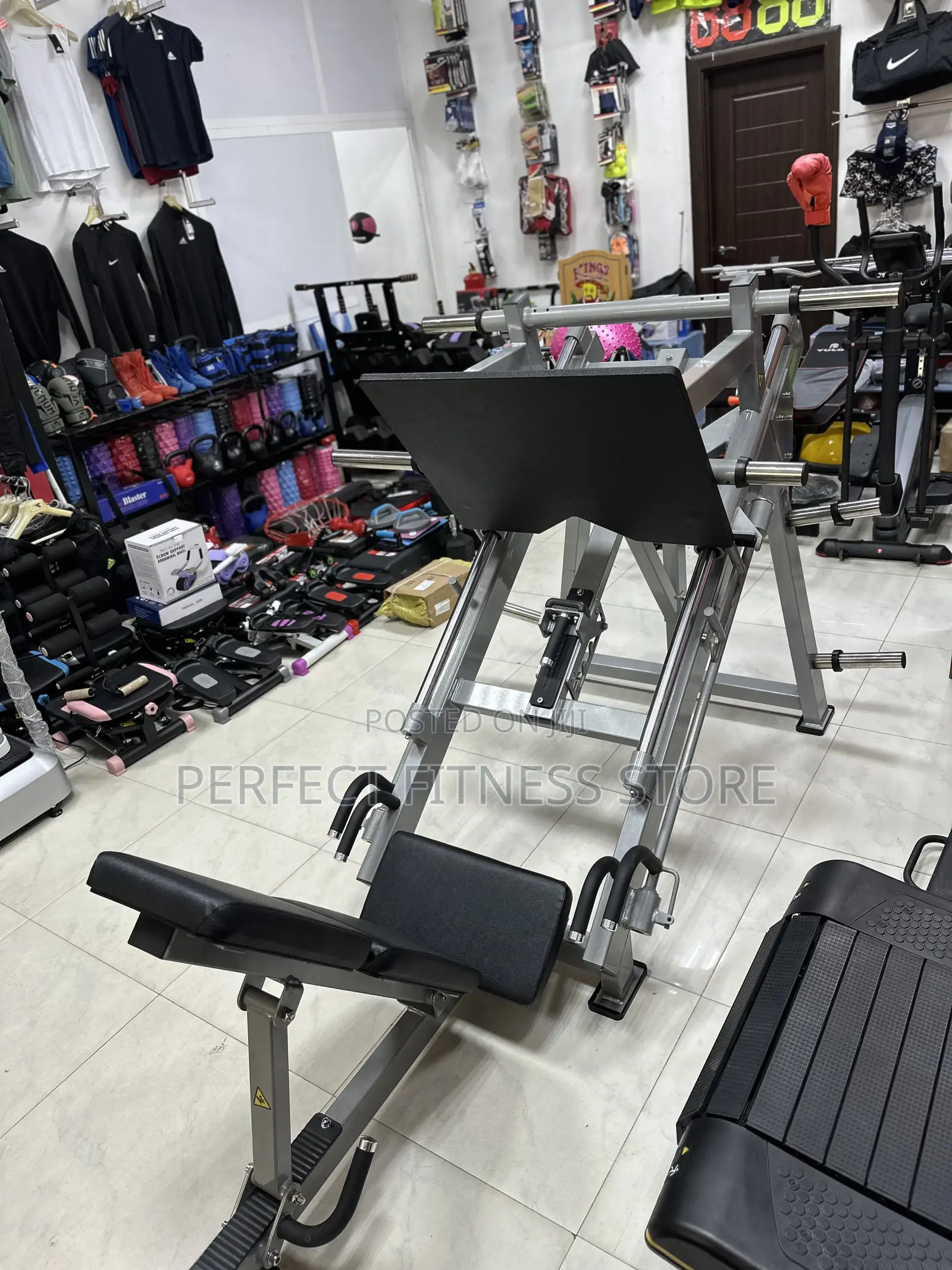 Leg Press Machine