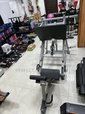 Leg Press Machine