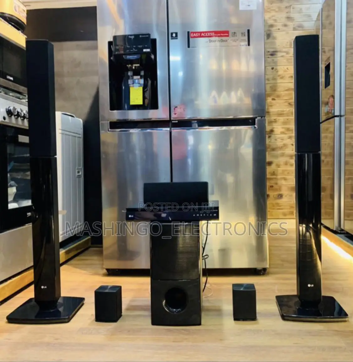 LG Home Theater 1000 Watts (LHD-647)