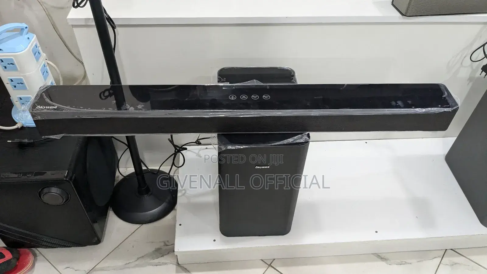 Ofa Ofa = Skywood Wireless Soundbar Watts 340 Black Colour