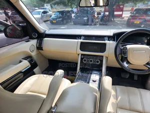 Land Rover Range Rover Vogue 2014 Black