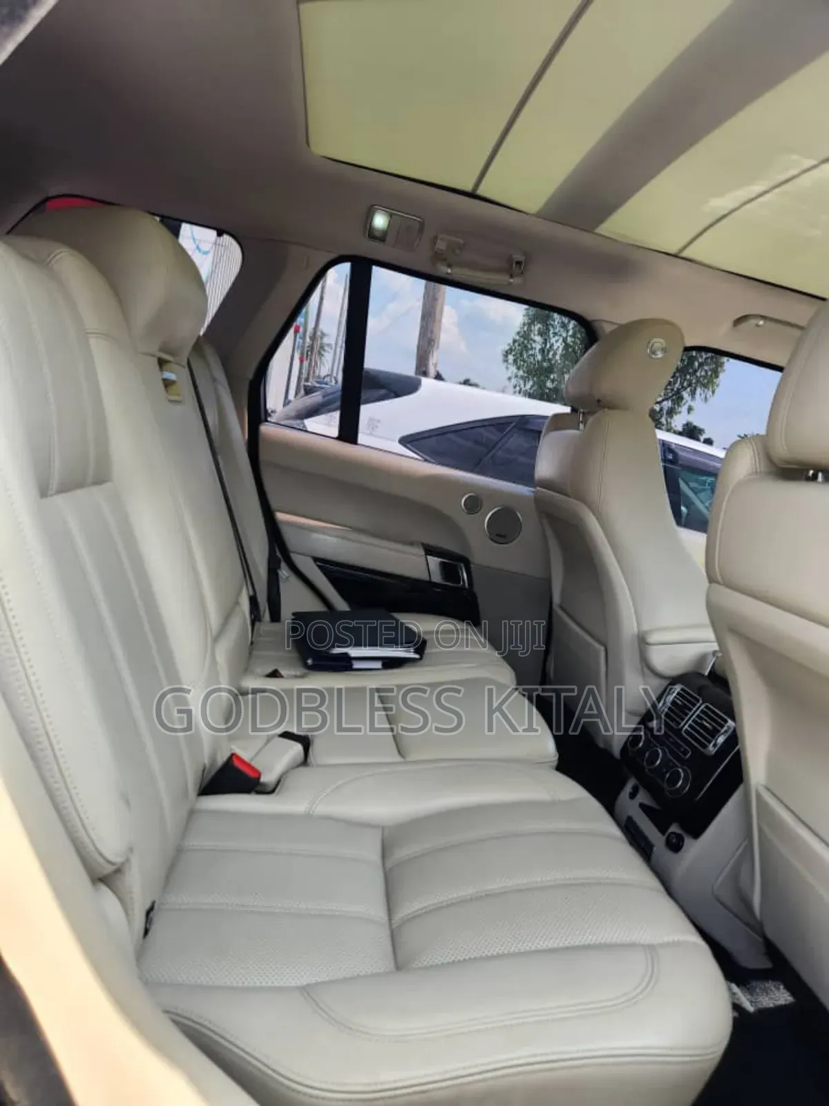 Land Rover Range Rover Vogue 2014 Black