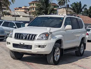 Toyota Land Cruiser Prado 2007 White