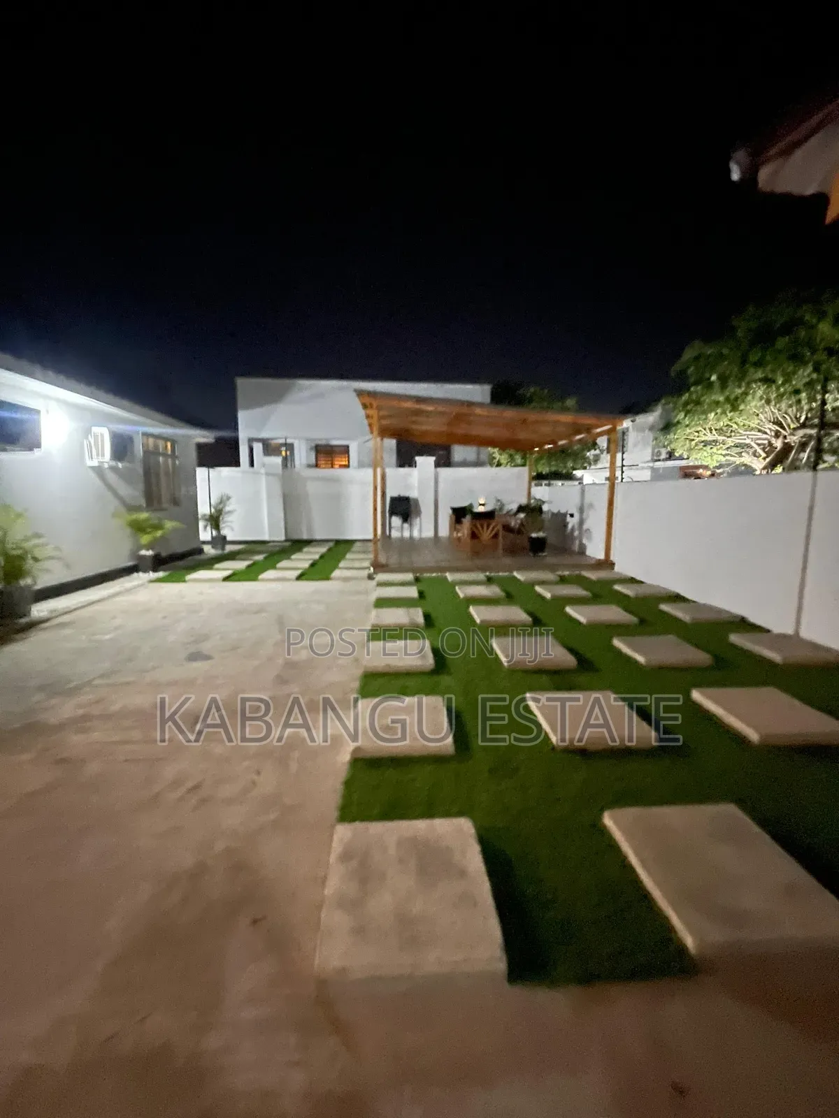 Furnished 2bdrm House in Ada Estates for rent