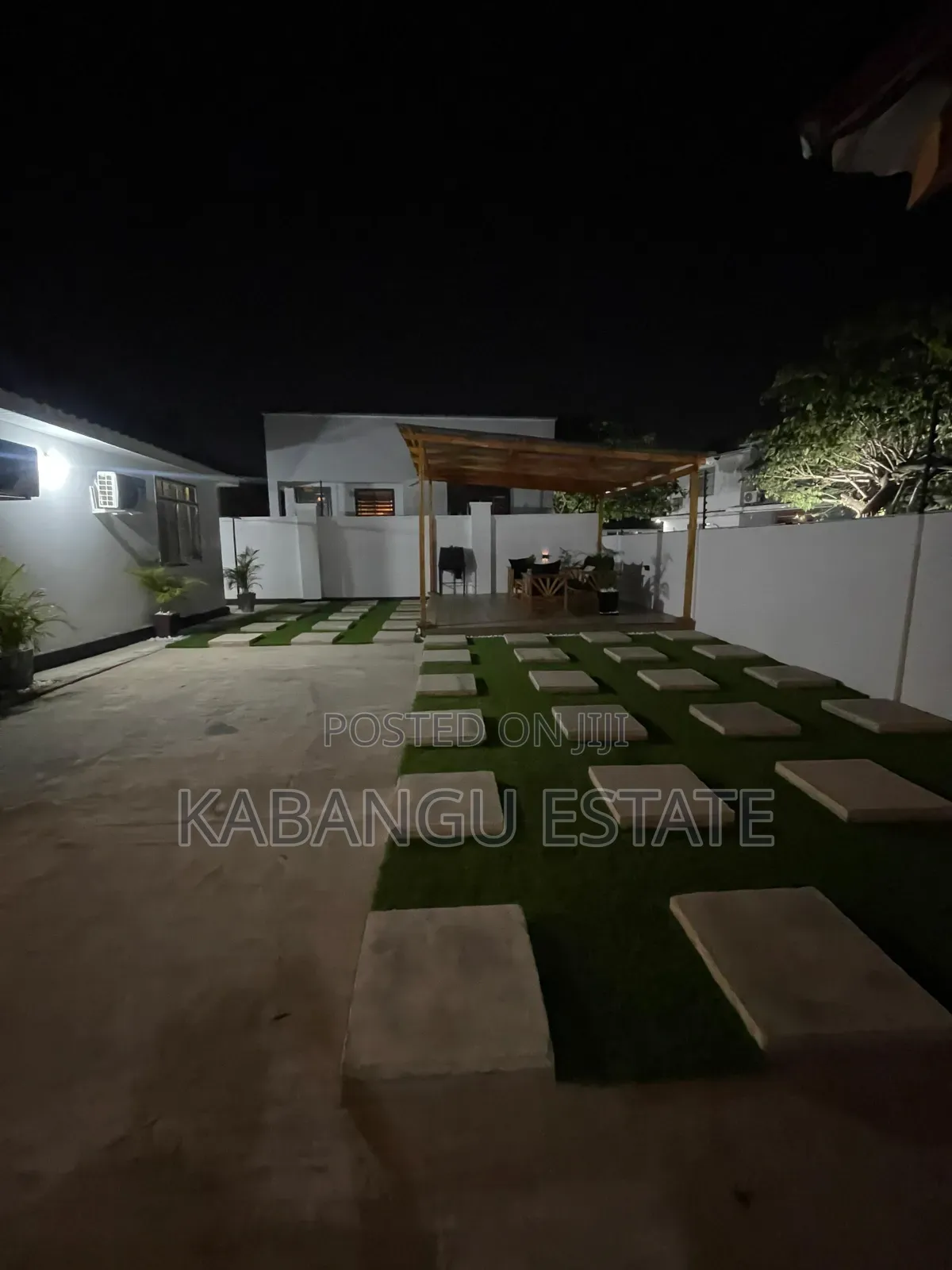 Furnished 2bdrm House in Ada Estates for rent