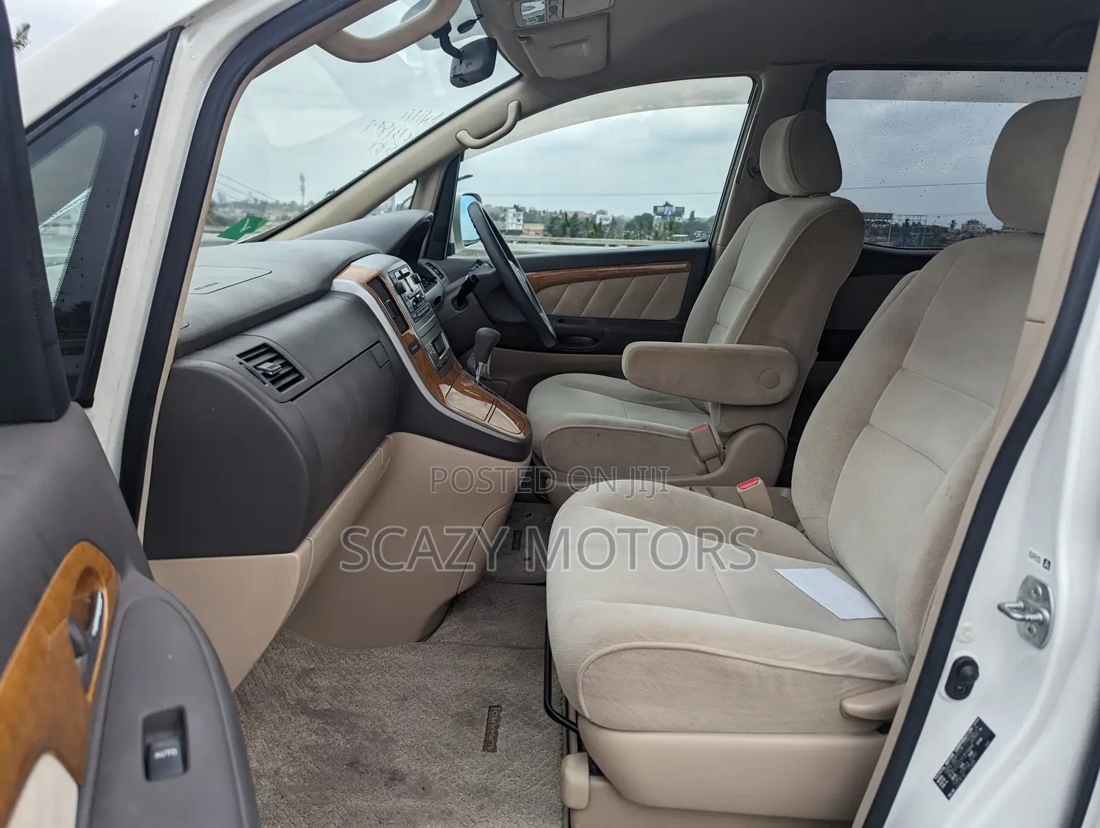 Toyota Alphard 2005 Off white