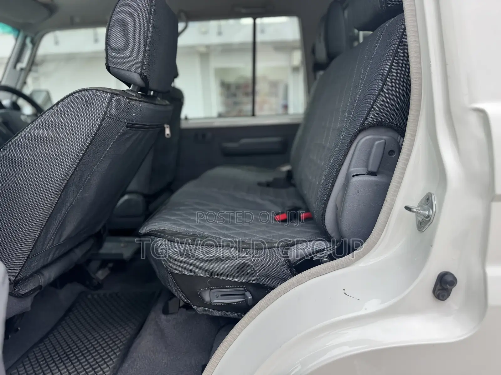Toyota Land Cruiser 2014 White