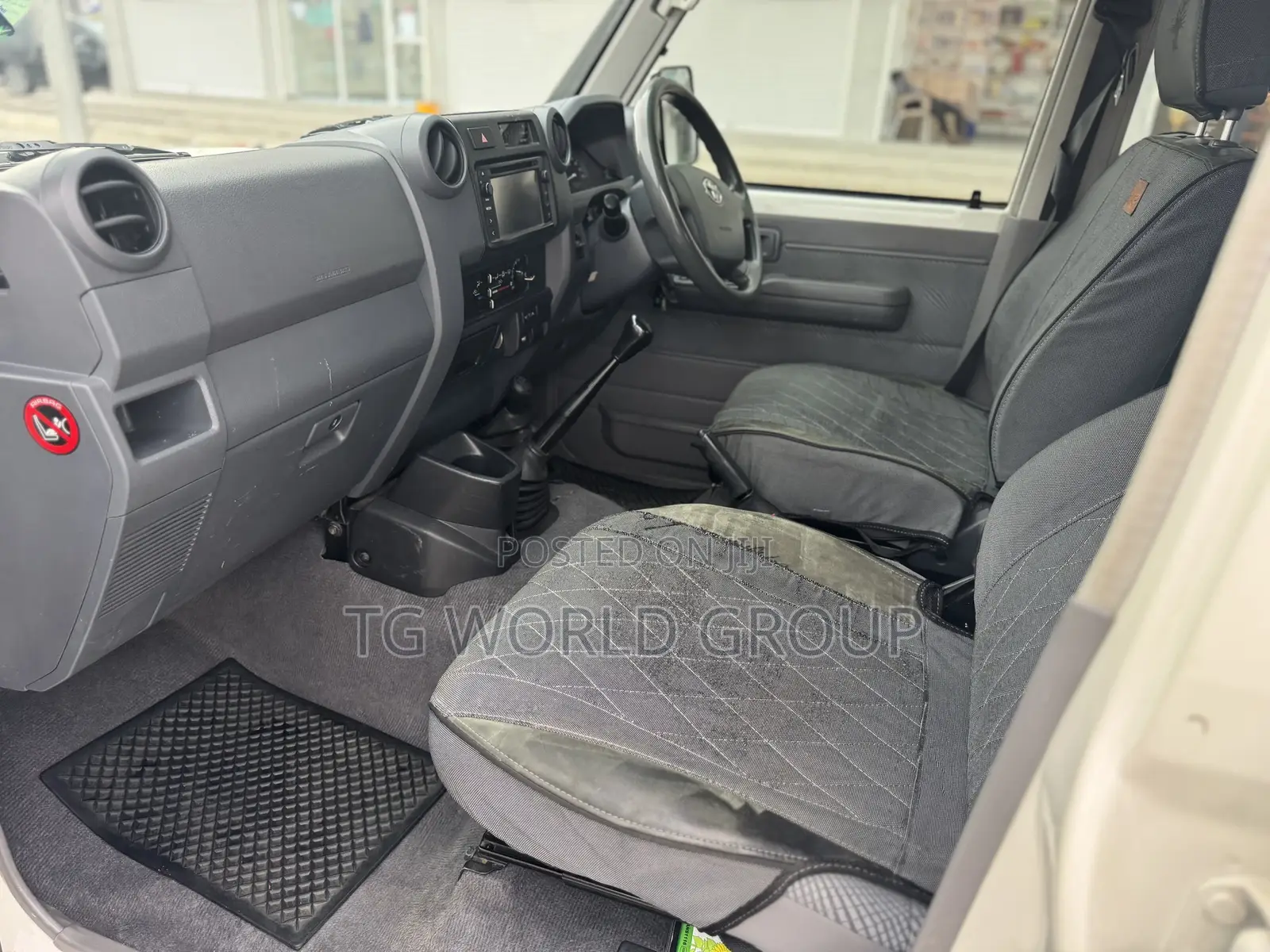 Toyota Land Cruiser 2014 White