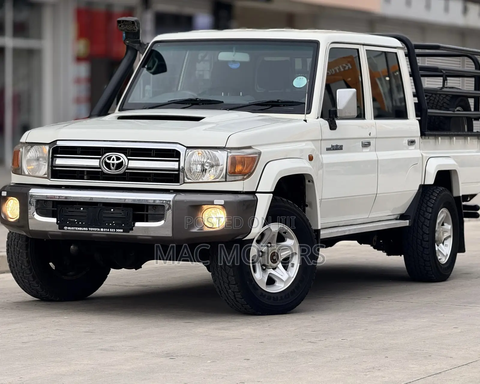 Toyota Land Cruiser 2014 White