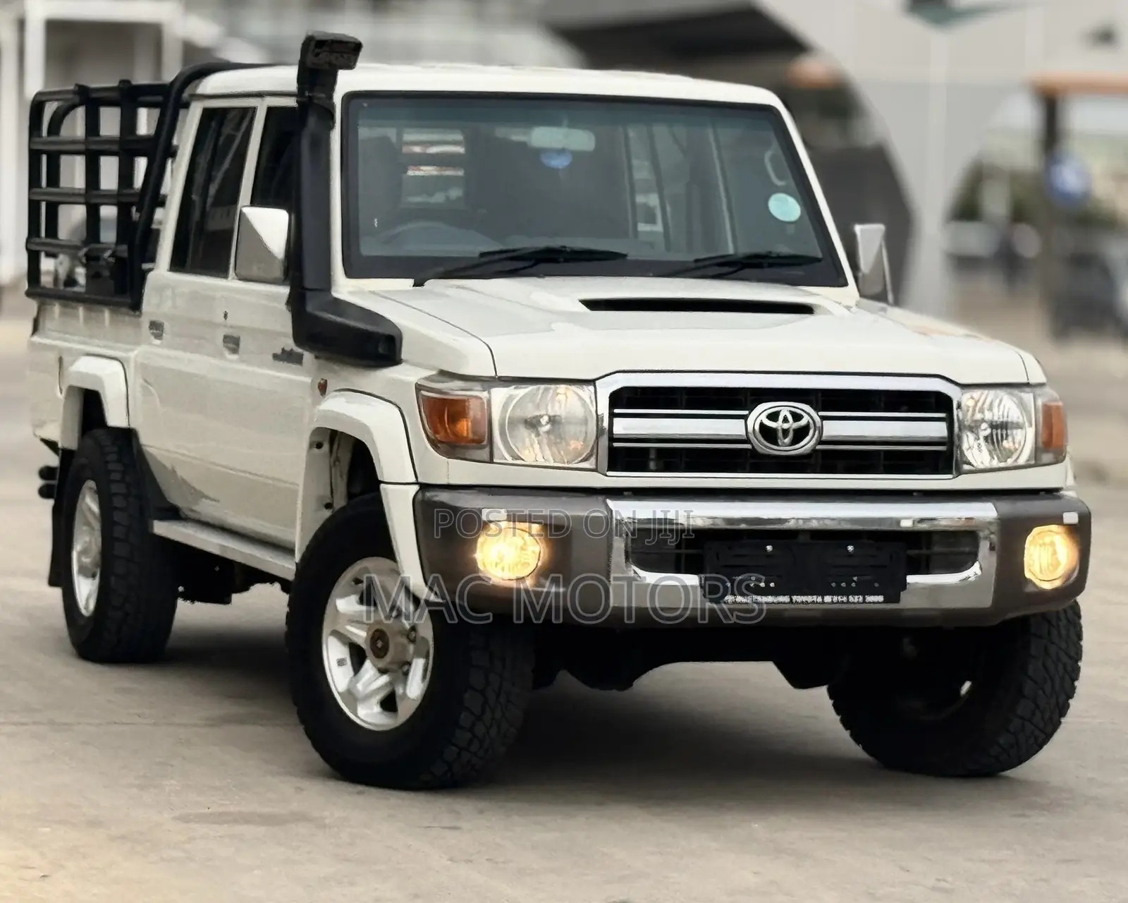 Toyota Land Cruiser 2014 White