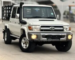 Toyota Land Cruiser 2014 White